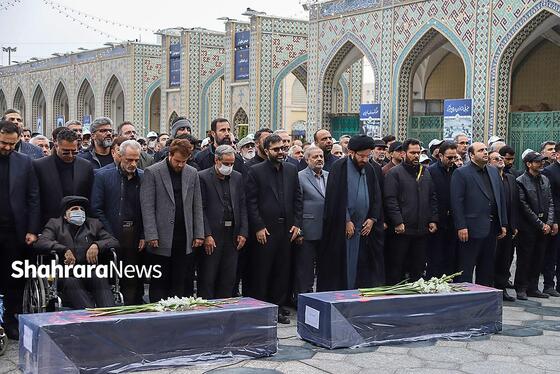 گزارش تصویری | مراسم تشییع پیکر همسر و فرزند معاون رئیس‌جمهور در مشهد