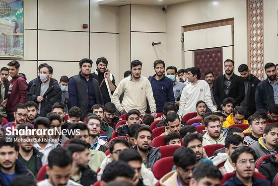 گزارش تصویری | دیدار آیت‌الله علم‌الهدی با دانشجویان و اساتید دانشگاه فرهنگیان مشهد به‌مناسبت «روز دانشجو» (۱۶ آذر ۱۴۰۴)