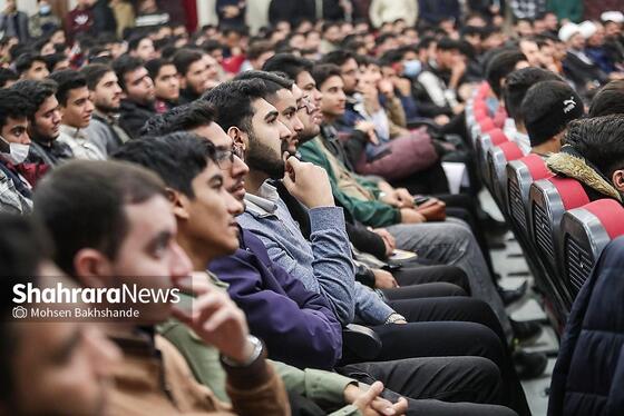 گزارش تصویری | دیدار آیت‌الله علم‌الهدی با دانشجویان و اساتید دانشگاه فرهنگیان مشهد به‌مناسبت «روز دانشجو» (۱۶ آذر ۱۴۰۴)