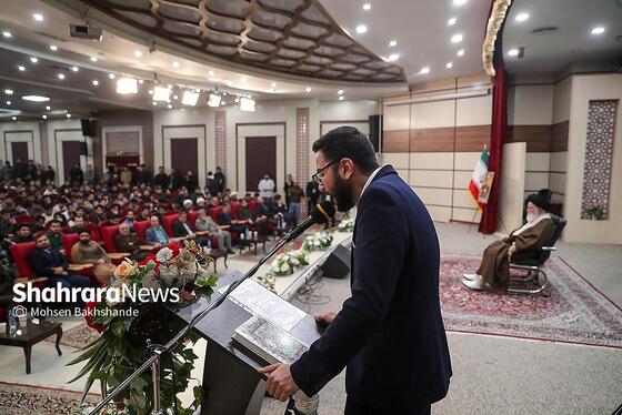 گزارش تصویری | دیدار آیت‌الله علم‌الهدی با دانشجویان و اساتید دانشگاه فرهنگیان مشهد به‌مناسبت «روز دانشجو» (۱۶ آذر ۱۴۰۴)