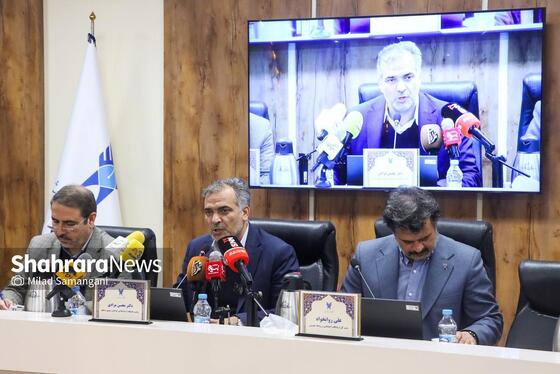 گزارش تصویری | نشست خبری دکتر محسن مرادی، رئیس دانشگاه آزاد اسلامی خراسان رضوی (۱۷ آذر ۱۴۰۴)