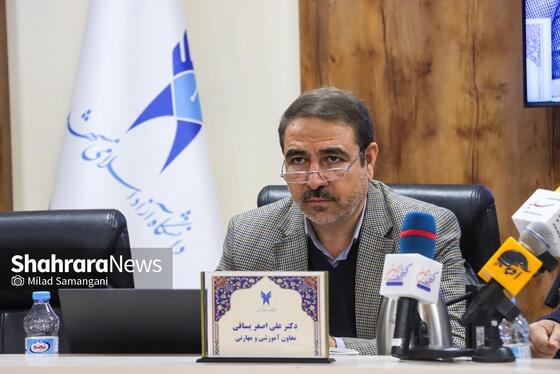 گزارش تصویری | نشست خبری دکتر محسن مرادی، رئیس دانشگاه آزاد اسلامی خراسان رضوی (۱۷ آذر ۱۴۰۴)