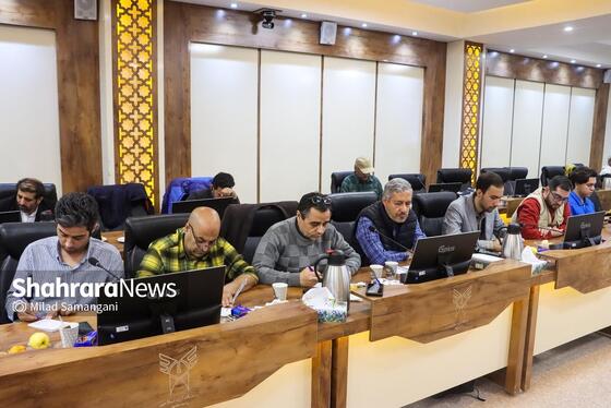 گزارش تصویری | نشست خبری دکتر محسن مرادی، رئیس دانشگاه آزاد اسلامی خراسان رضوی (۱۷ آذر ۱۴۰۴)