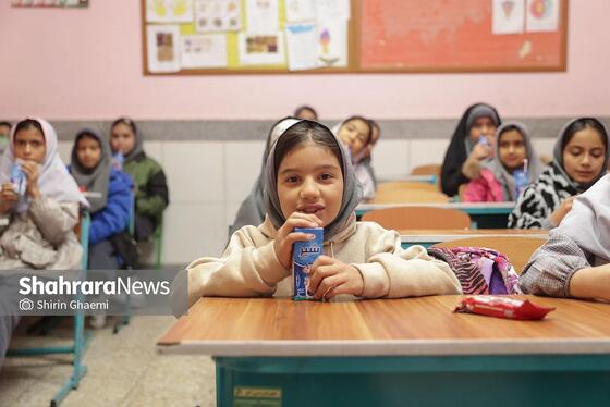 گزارش تصویری | آغاز توزیع شیر در مدارس خراسان رضوی