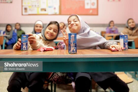 گزارش تصویری | آغاز توزیع شیر در مدارس خراسان رضوی