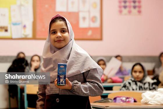 گزارش تصویری | آغاز توزیع شیر در مدارس خراسان رضوی