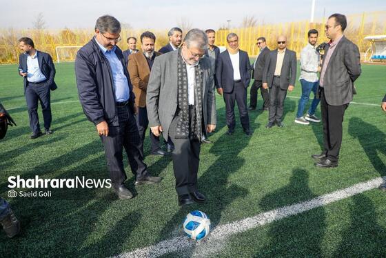 گزارش تصویری | آیین بهره‌برداری از زمین چمن مصنوعی بوستان «نصرت» و ۳۰ زمین چمن مصنوعی مینی‌فوتبال در مشهد