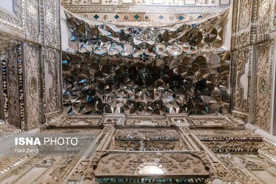 گزارش تصویری | آیینه کاری، هنر جهانی ایرانی