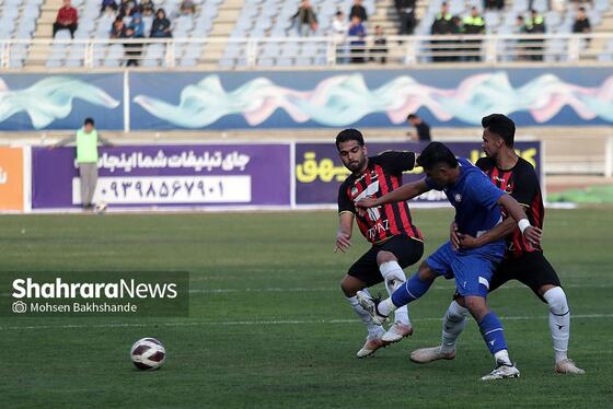 گزارش تصویری | لیگ دسته سوم فوتبال | مسابقه فوتبال ابومسلم ثامن مشهد و صالحین تهران