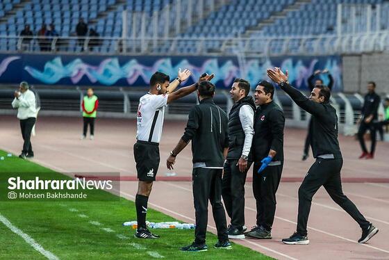 گزارش تصویری | لیگ دسته سوم فوتبال | مسابقه فوتبال ابومسلم ثامن مشهد و صالحین تهران