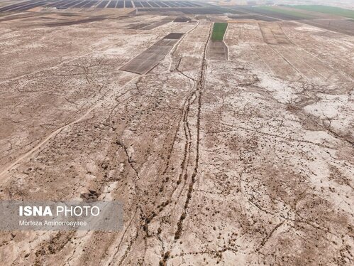 گزارش تصویری | عمیق‌ترین شکاف فرونشست کشور - نیشابور