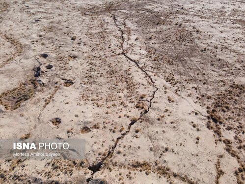 گزارش تصویری | عمیق‌ترین شکاف فرونشست کشور - نیشابور