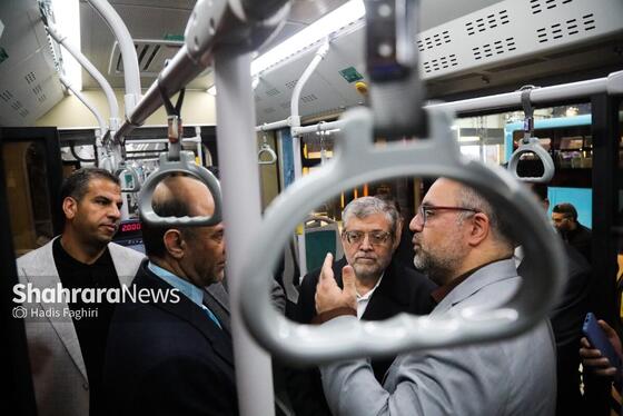 گزارش تصویری | افتتاحیه سیزدهمین نمایشگاه تخصصی مدیریت شهری، خدمات شهری، حمل‌ونقل و ترافیک شهری در مشهد