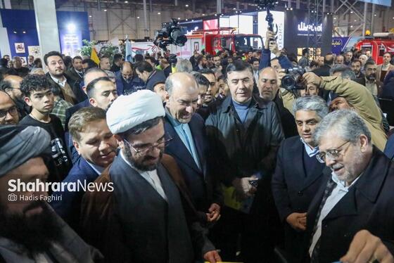 گزارش تصویری | افتتاحیه سیزدهمین نمایشگاه تخصصی مدیریت شهری، خدمات شهری، حمل‌ونقل و ترافیک شهری در مشهد