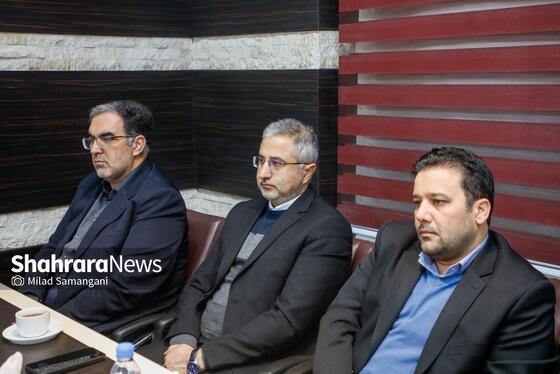 گزارش تصویری | نشست صمیمی شهردار مشهد با رانندگان و فعالان حوزه حمل و نقل