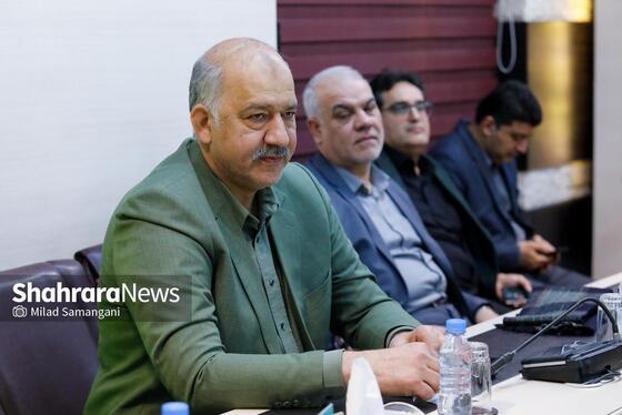 گزارش تصویری | نشست صمیمی شهردار مشهد با رانندگان و فعالان حوزه حمل و نقل