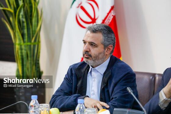 گزارش تصویری | نشست صمیمی شهردار مشهد با رانندگان و فعالان حوزه حمل و نقل