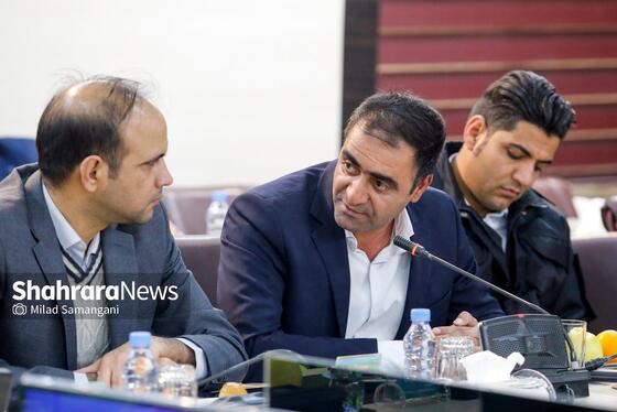 گزارش تصویری | نشست صمیمی شهردار مشهد با رانندگان و فعالان حوزه حمل و نقل