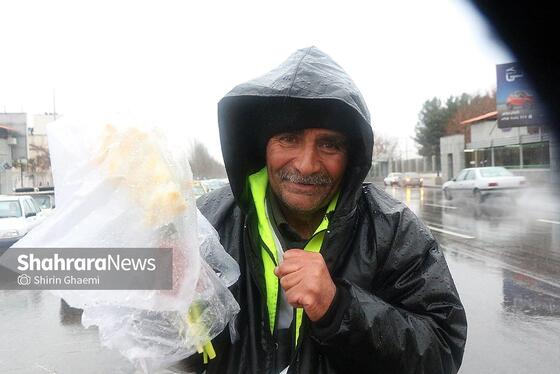 گزارش تصویری | بارش نخستین برف پاییزی در مشهد 2