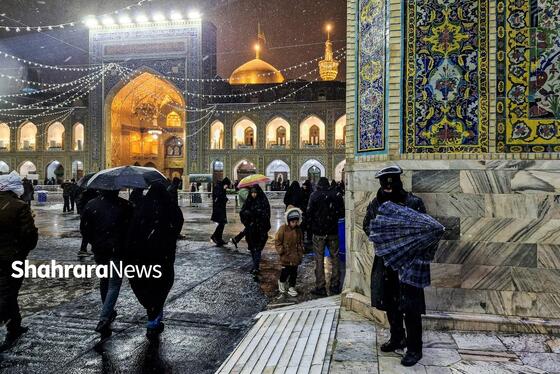 گزارش تصویری | بارش برف پاییزه در حرم مطهر رضوی