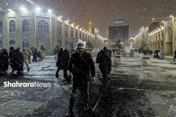 گزارش تصویری | بارش برف پاییزه در حرم مطهر رضوی