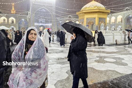 گزارش تصویری | بارش برف پاییزه در حرم مطهر رضوی