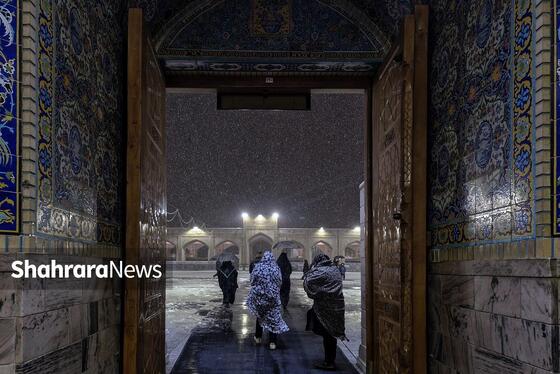 گزارش تصویری | بارش برف پاییزه در حرم مطهر رضوی