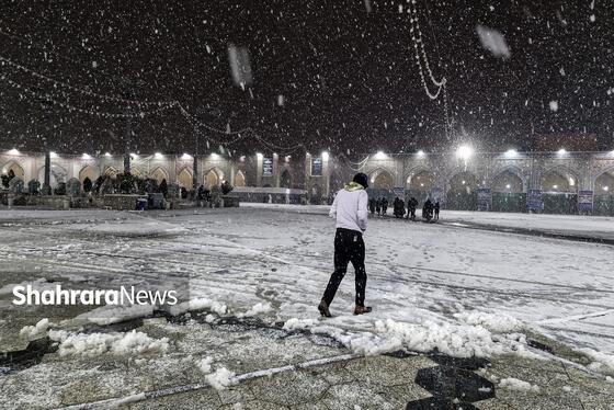 گزارش تصویری | بارش برف پاییزه در حرم مطهر رضوی