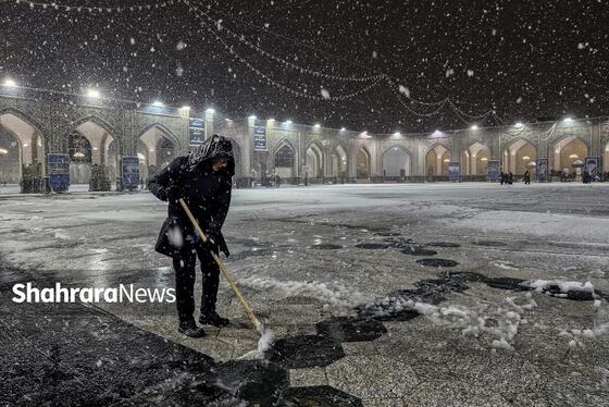 گزارش تصویری | بارش برف پاییزه در حرم مطهر رضوی