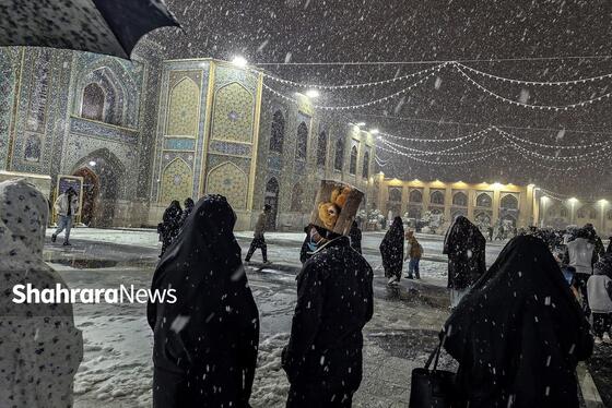 گزارش تصویری | بارش برف پاییزه در حرم مطهر رضوی