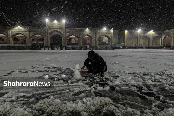 گزارش تصویری | بارش برف پاییزه در حرم مطهر رضوی