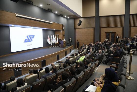 گزارش تصویری | آیین تحویل ۳۷ دستگاه ماشین‌آلات آتش‌نشانی و خدمات شهری به شهرداری‌های خراسان رضوی