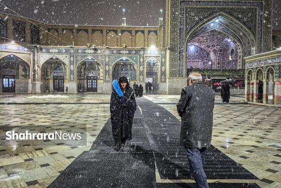گزارش تصویری | حال و هوای برفی حرم مطهر رضوی