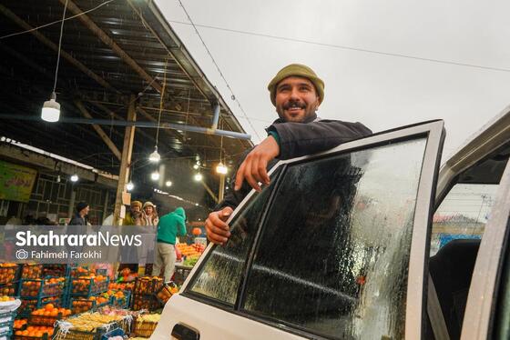 گزارش تصویری | بازار میوه در شب یلدا