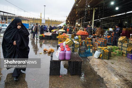 گزارش تصویری | بازار میوه در شب یلدا