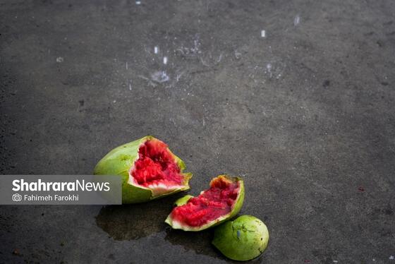 گزارش تصویری | بازار میوه در شب یلدا