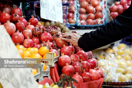 گزارش تصویری | بازار شب یلدا در مشهد