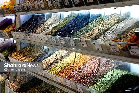 گزارش تصویری | بازار شب یلدا در مشهد