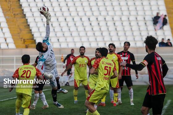 گزارش تصویری | لیگ دسته سوم فوتبال؛ مسابقه تیم ابومسلم ثامن مشهد و پرواز سیمرغ