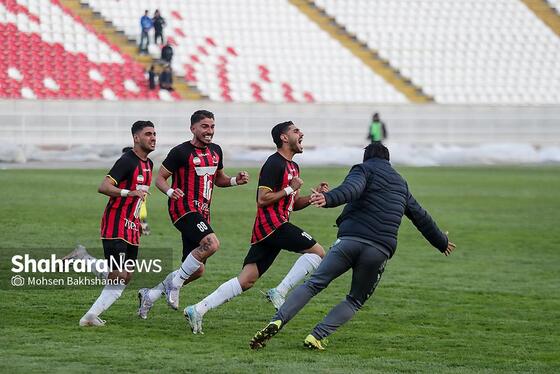 گزارش تصویری | لیگ دسته سوم فوتبال؛ مسابقه تیم ابومسلم ثامن مشهد و پرواز سیمرغ