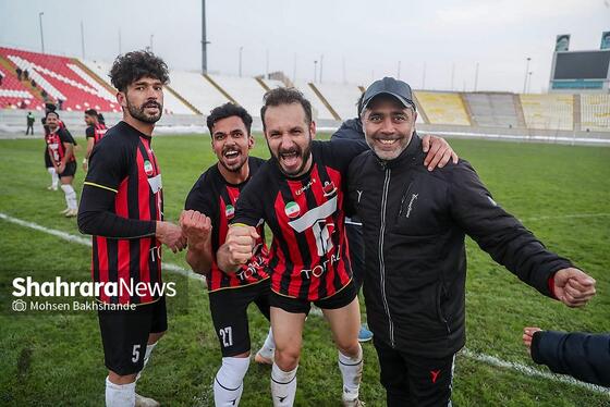 گزارش تصویری | لیگ دسته سوم فوتبال؛ مسابقه تیم ابومسلم ثامن مشهد و پرواز سیمرغ