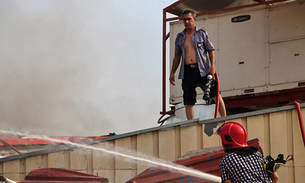 سریال آتش‌سوزی پاساژ‌ها همچنان قربانی می گیرد