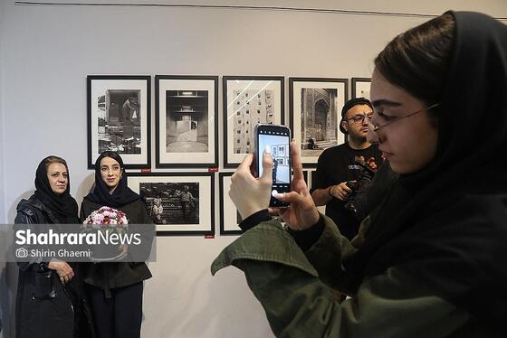 گزارش تصویری | نمایشگاه گروهی عکاسی خیابانی در نگارخانه اشراق