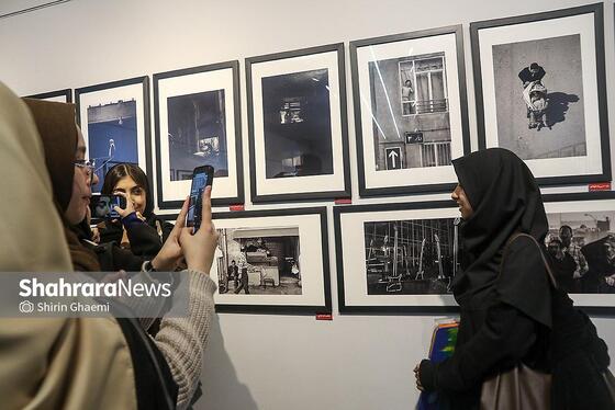 گزارش تصویری | نمایشگاه گروهی عکاسی خیابانی در نگارخانه اشراق