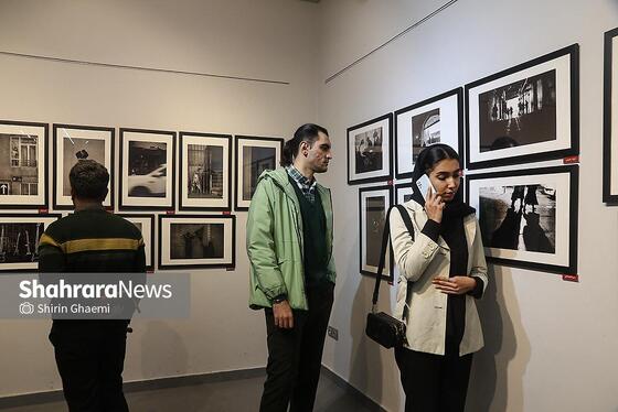 گزارش تصویری | نمایشگاه گروهی عکاسی خیابانی در نگارخانه اشراق