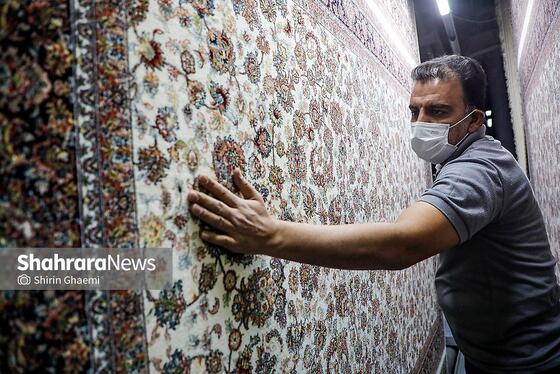 گزارش تصویری | از نخ تا فرش ، نگاهی به فرآیند تولید فرش ماشینی در مشهد