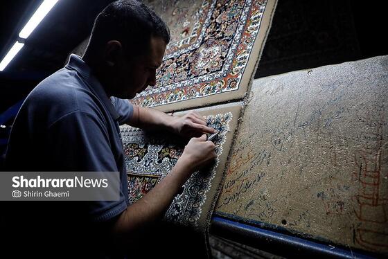 گزارش تصویری | از نخ تا فرش ، نگاهی به فرآیند تولید فرش ماشینی در مشهد