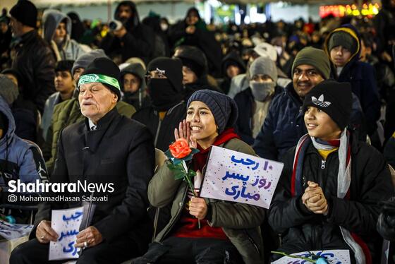 گزارش تصویری | گلباران حرم مطهر امام‌رضا (ع) در شب میلاد حضرت جوادالائمه (ع)