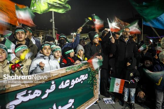 گزارش تصویری | گلباران حرم مطهر امام‌رضا (ع) در شب میلاد حضرت جوادالائمه (ع)