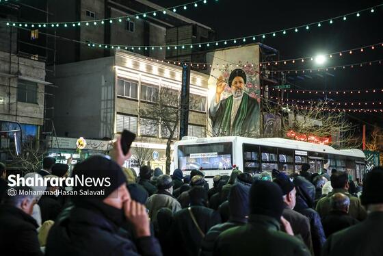 گزارش تصویری | گلباران حرم مطهر امام‌رضا (ع) در شب میلاد حضرت جوادالائمه (ع)